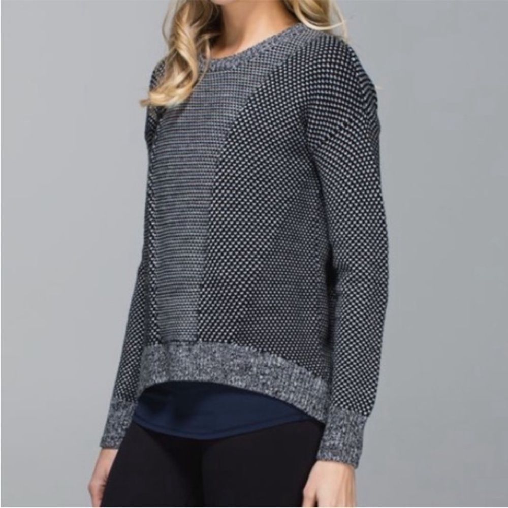 Lululemon Yogi Crew Sweater 100% Merino Wool Chunky Knit Black Heathered Grey